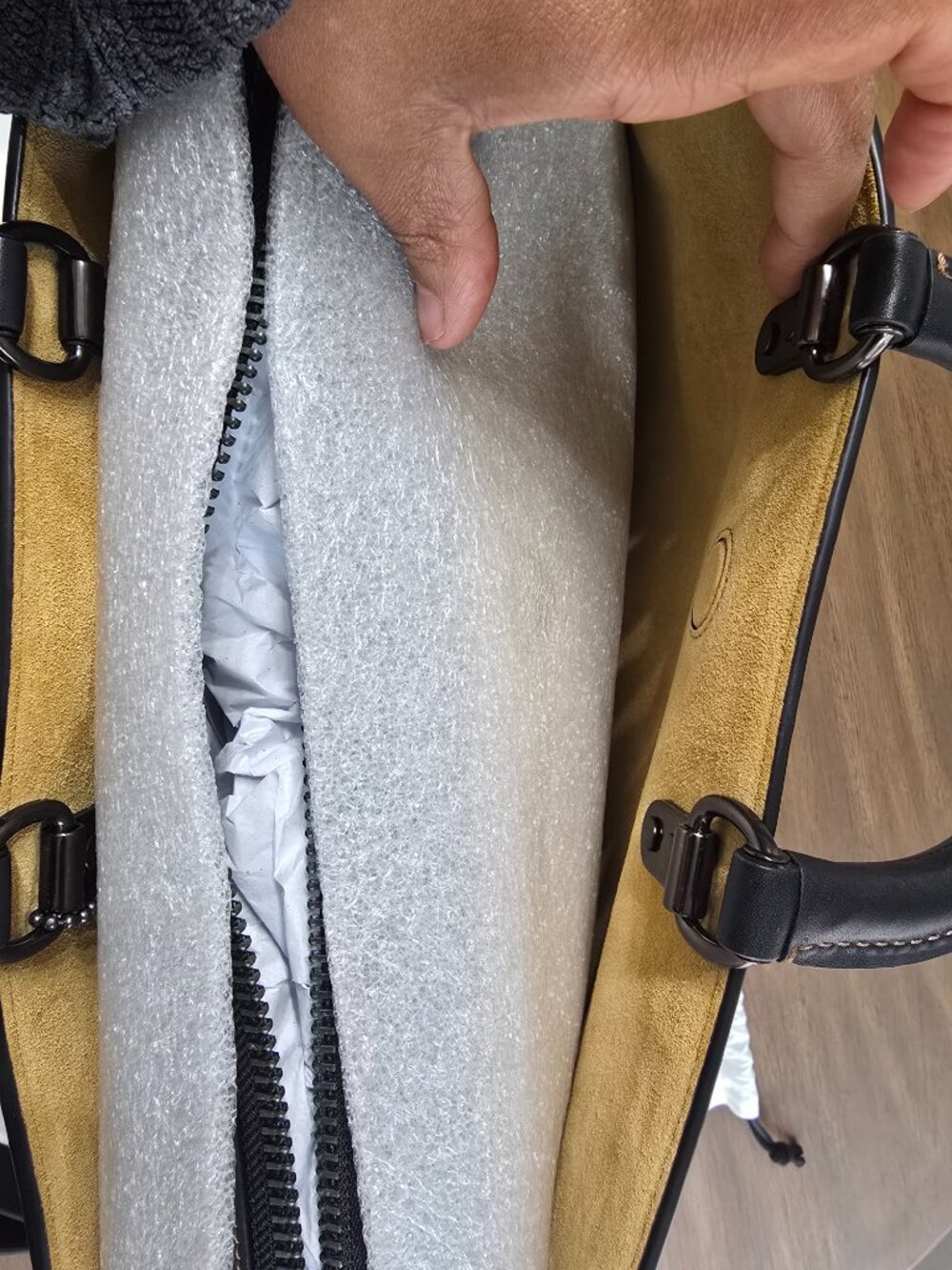 NWOT Coach Rogue Brief - Picture 14 of 16